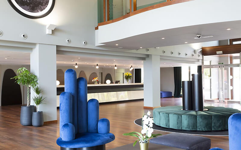 doubletree by hilton barcelona golf reception