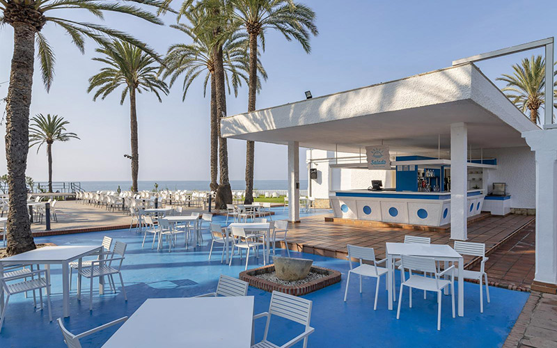sol marbella estepona atalaya park pool bar hotel