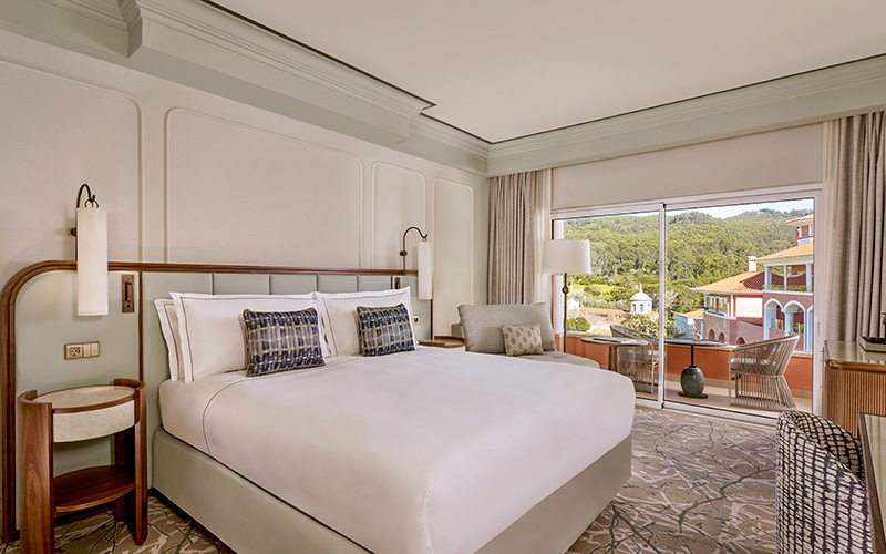 penha longa resort deluxe room