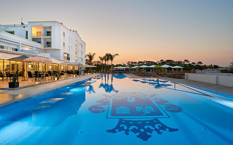 dona filipa hotel pool