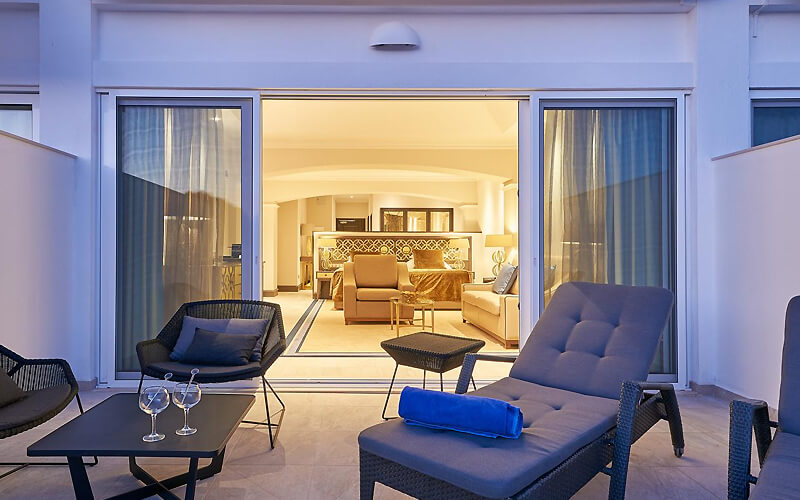dona filipa hotel room balcony