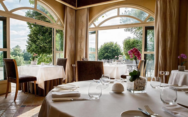 chateau des vigiers restaurant