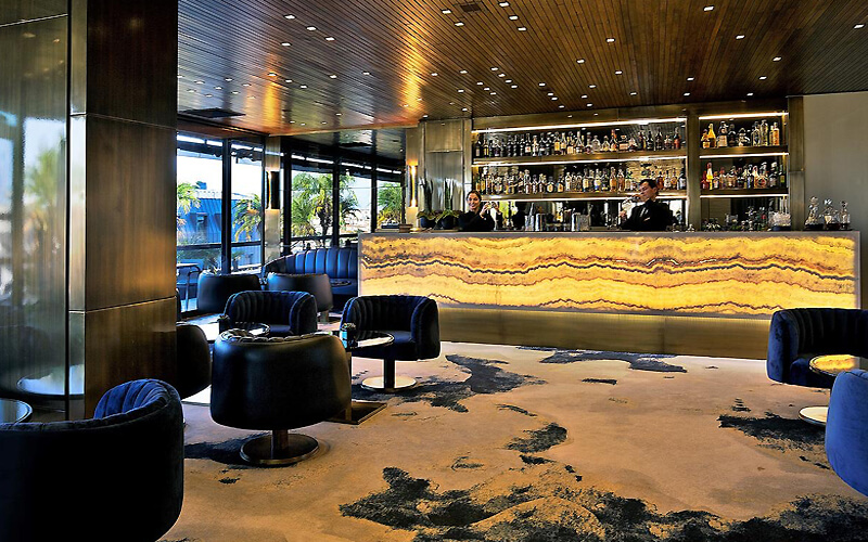 altis grand hotel bar