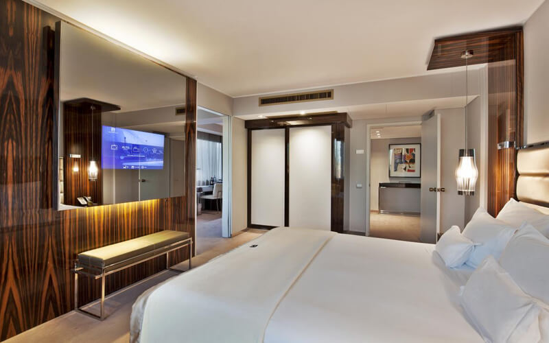 altis grand hotel suite