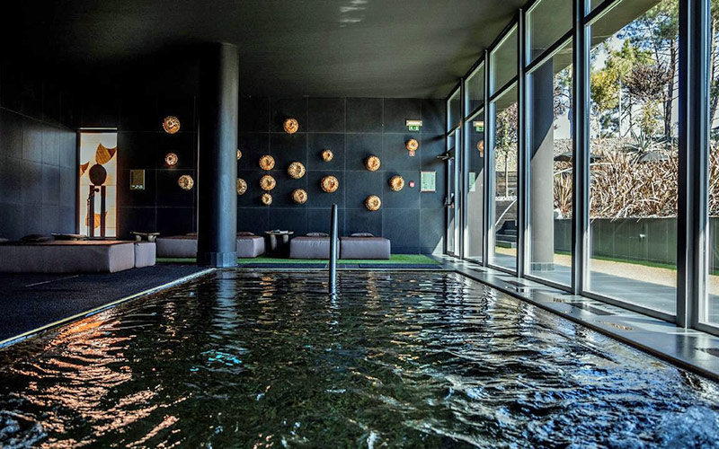 evidencia belverde hotel aroeira portugal indoor pool