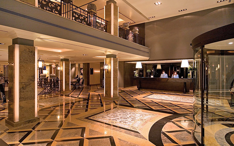grande real villa italia hotel lobby