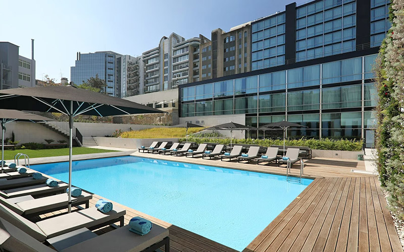 iberostar selection lisboa outdoor pool