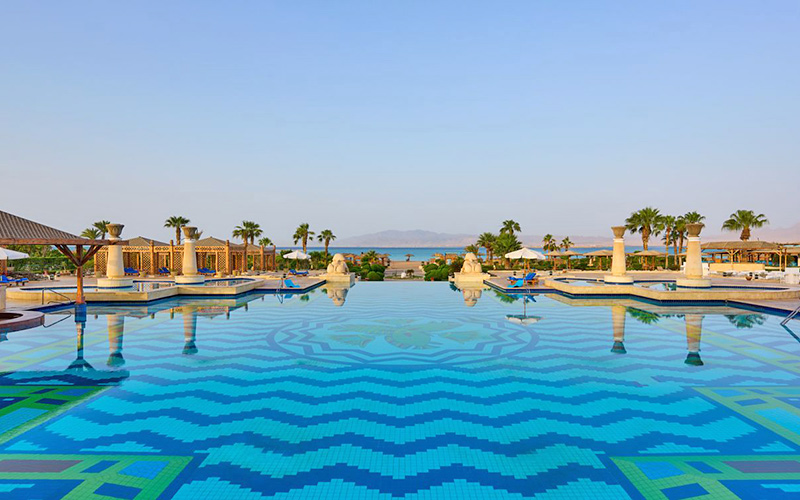 sheraton soma bay resort main pool egypt