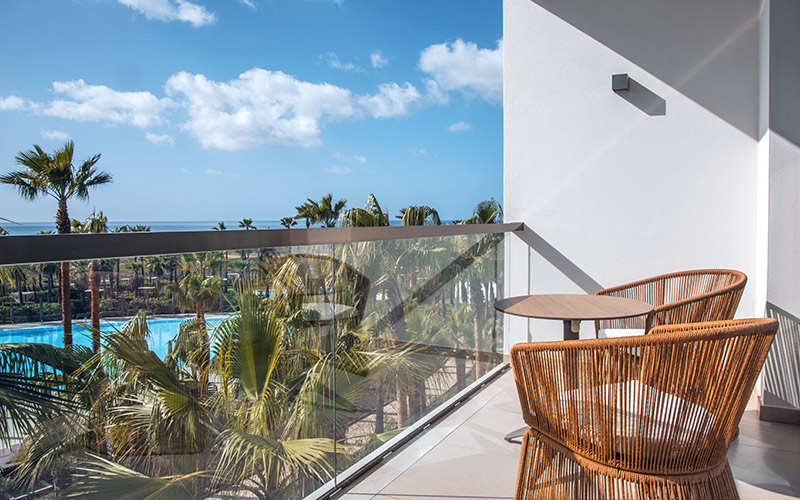 wine books by sea hotel algarve superior pool room