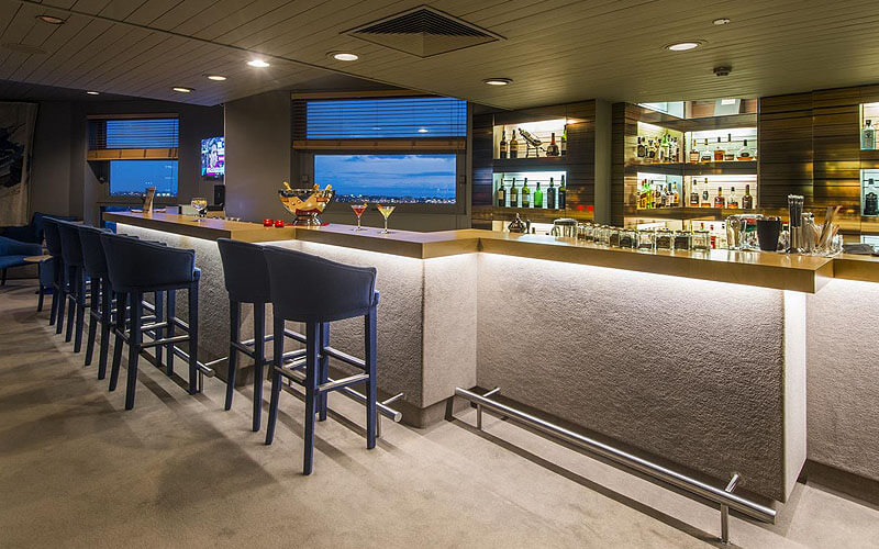 hotel dom henrique downtown bar